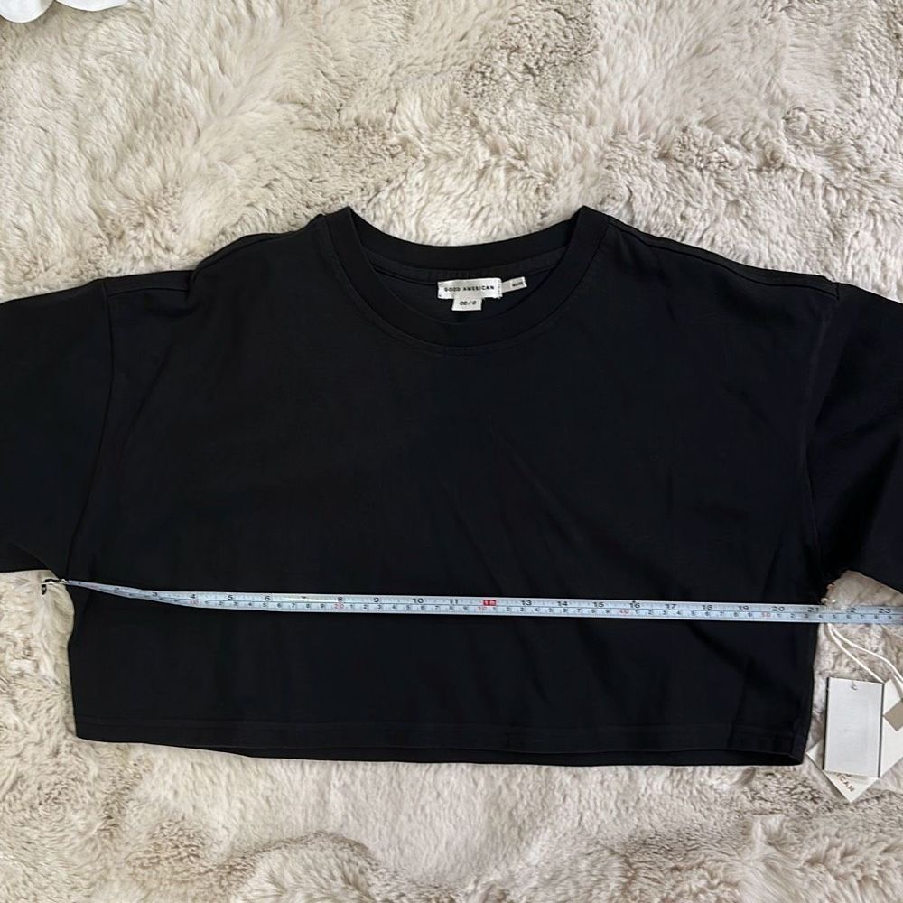 Good American Cropped Boxy Tee in Black Size 00/0 - Picture 5 of 6
